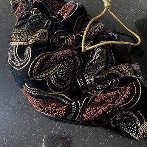 Jewelry pouch for travel